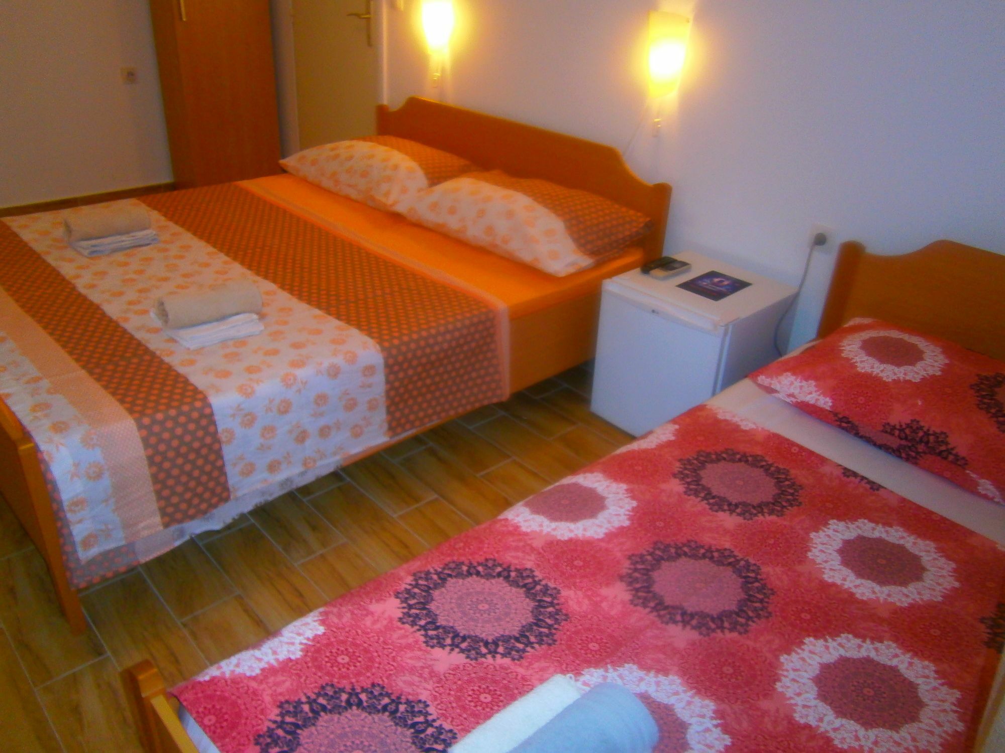 Rooms And Apartments Djanovic Split Exterior foto